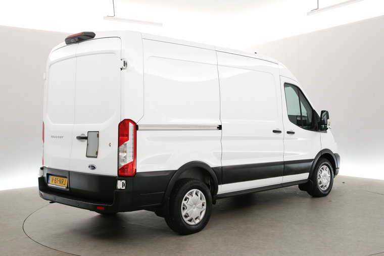 Vehicle Image 26