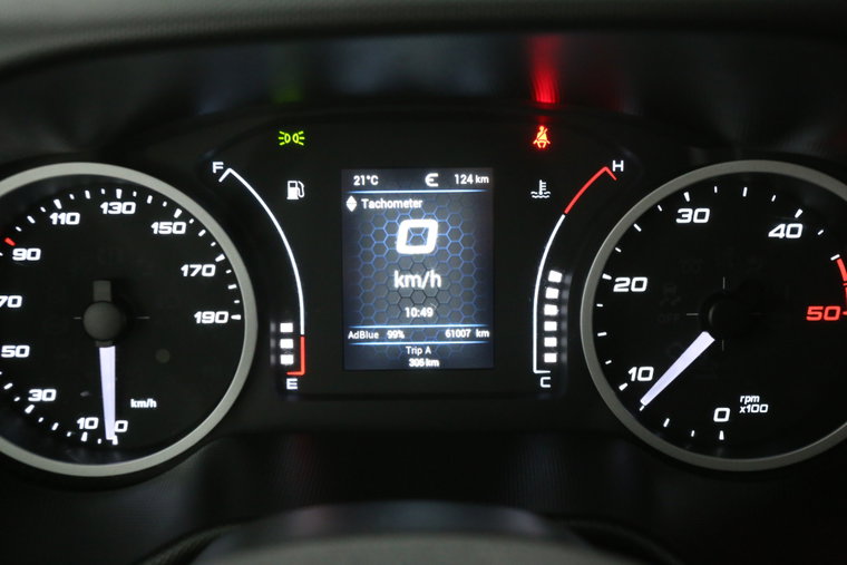 Vehicle Image 13