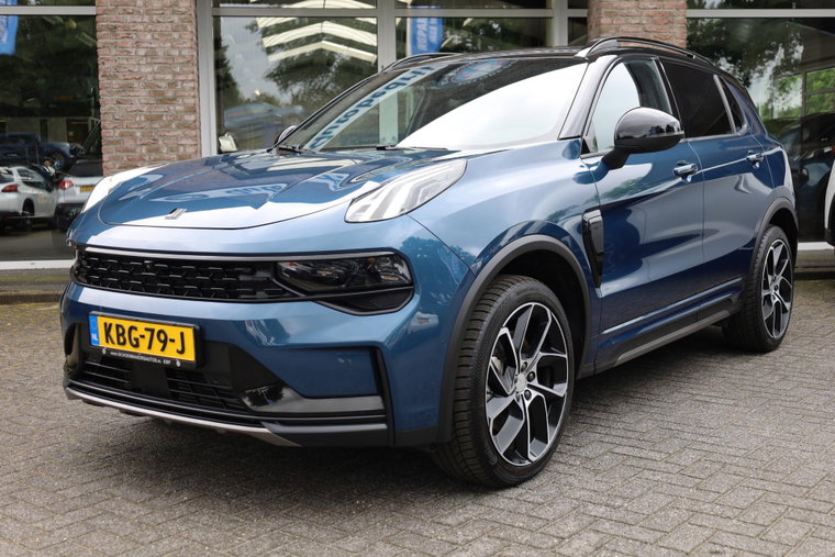 Vehicle Image 16