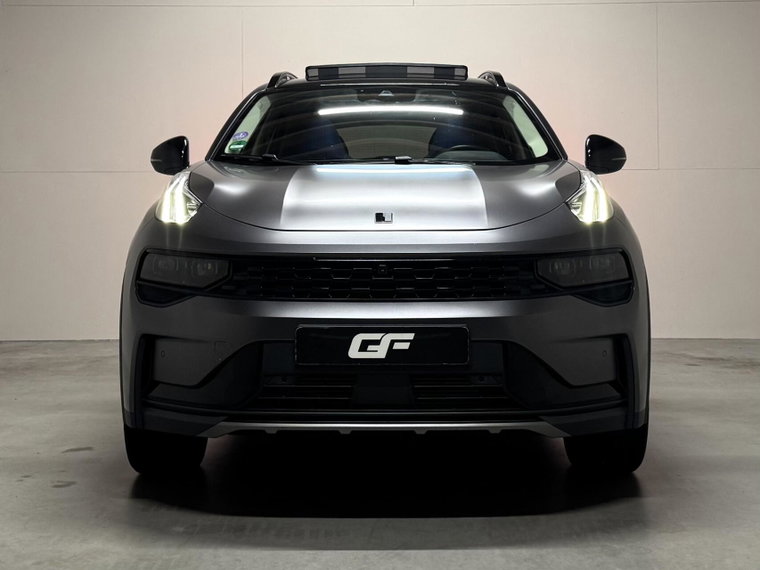 Vehicle Image 12
