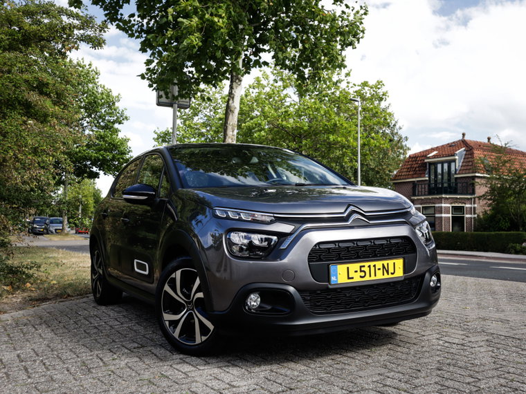 Vehicle Image 30