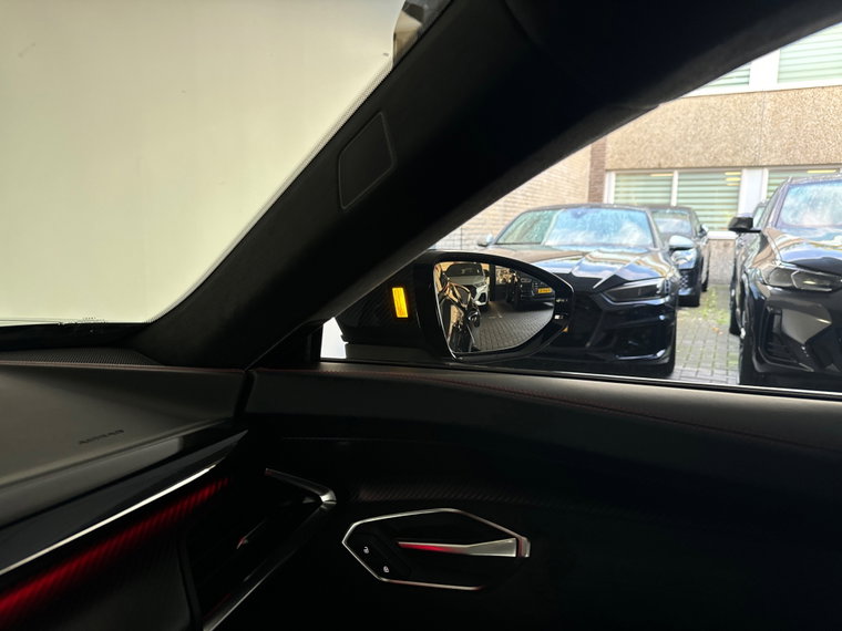 Vehicle Image 38