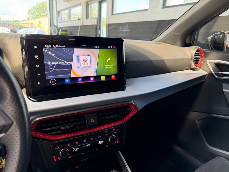 Vehicle Image 19