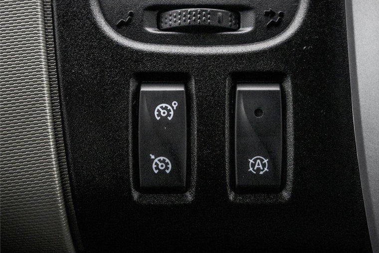 Vehicle Image 24