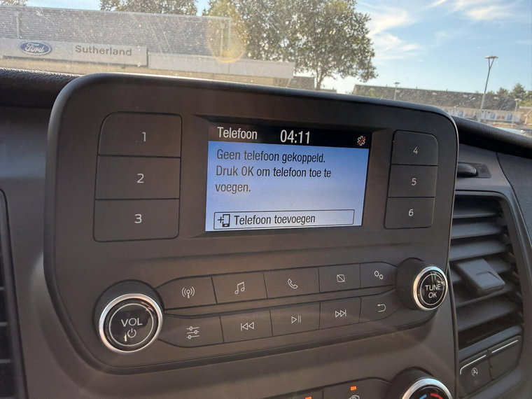 Vehicle Image 16