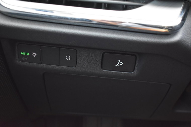 Vehicle Image 26
