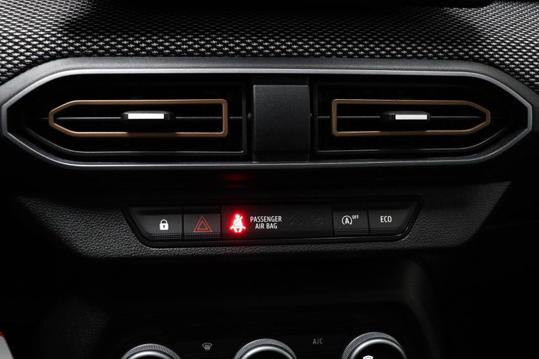 Vehicle Image 38