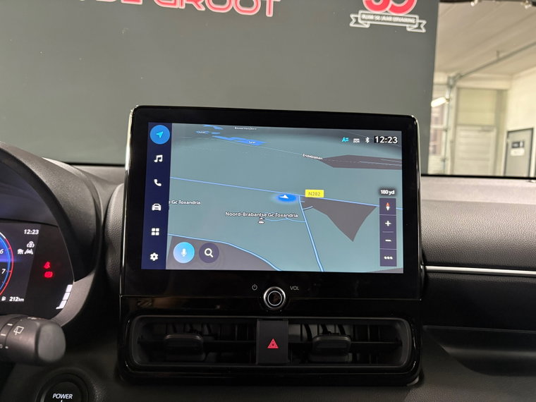 Vehicle Image 19