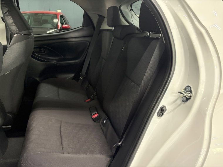 Vehicle Image 31