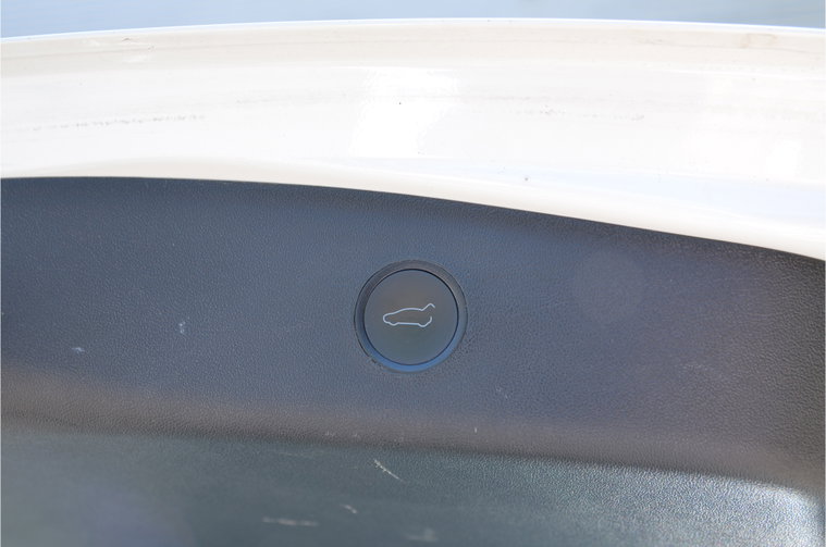 Vehicle Image 33
