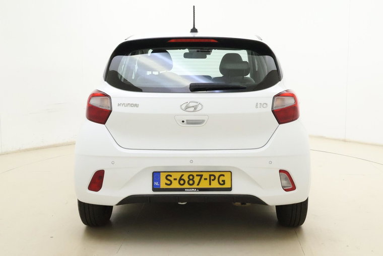 Vehicle Image 11