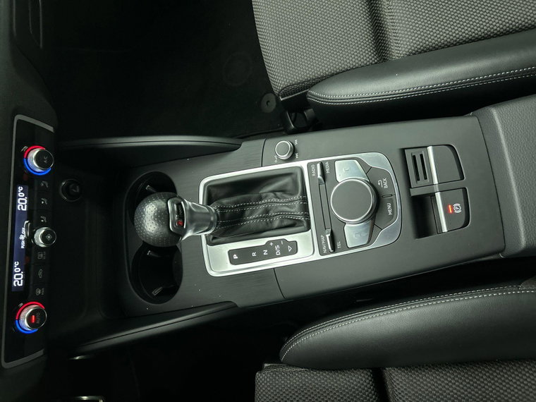 Vehicle Image 27