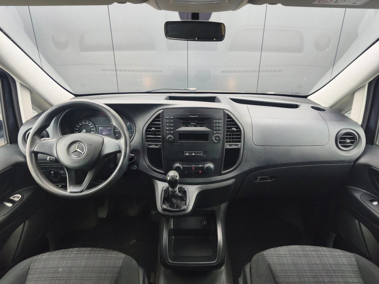 Vehicle Image 17