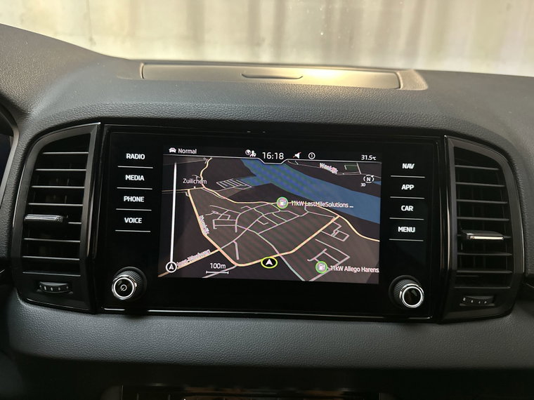 Vehicle Image 13