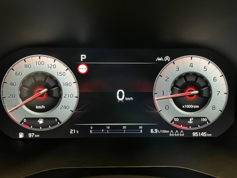Vehicle Image 21