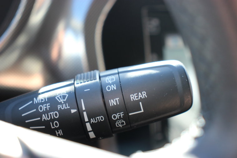 Vehicle Image 32