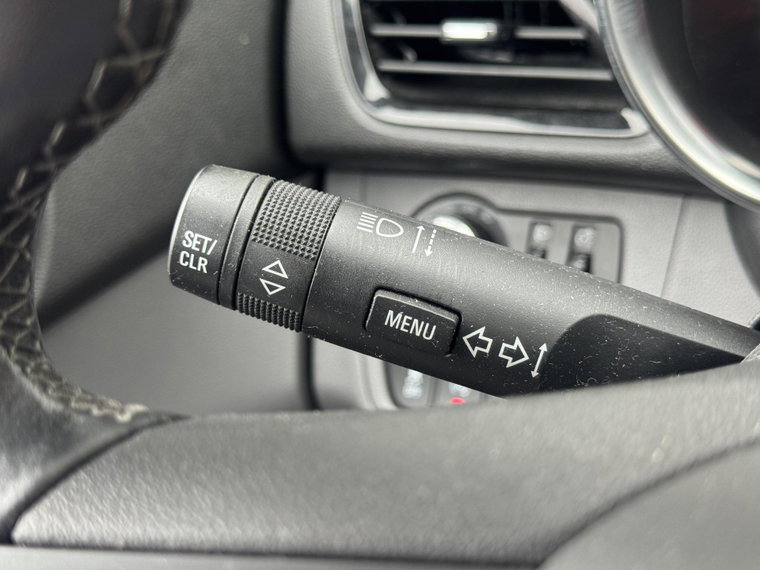Vehicle Image 27
