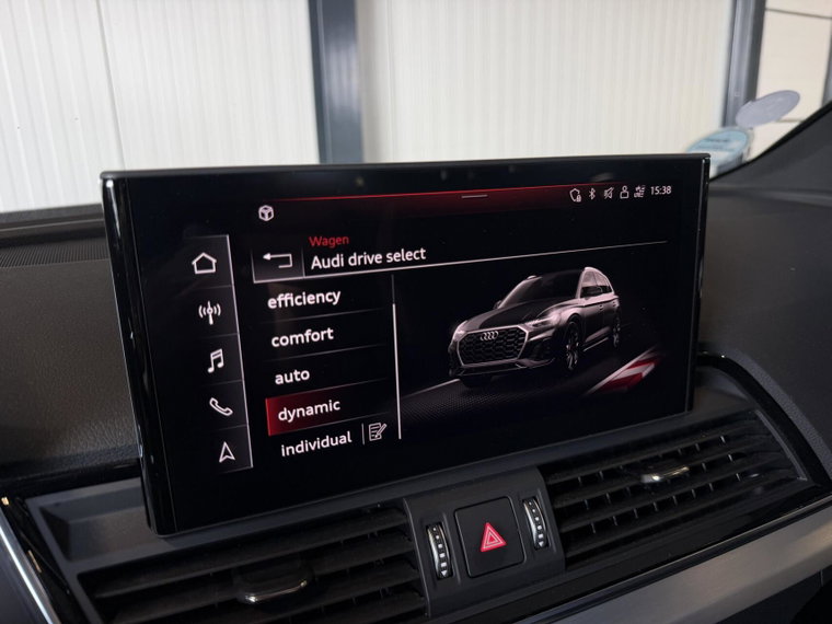 Vehicle Image 40