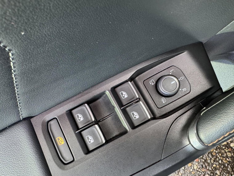 Vehicle Image 48