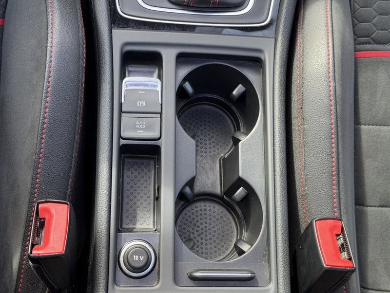 Vehicle Image 35