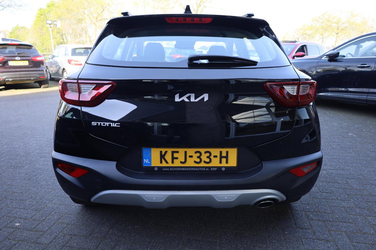 Vehicle Image 28