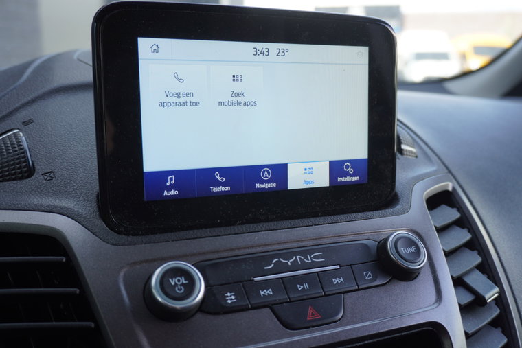 Vehicle Image 15