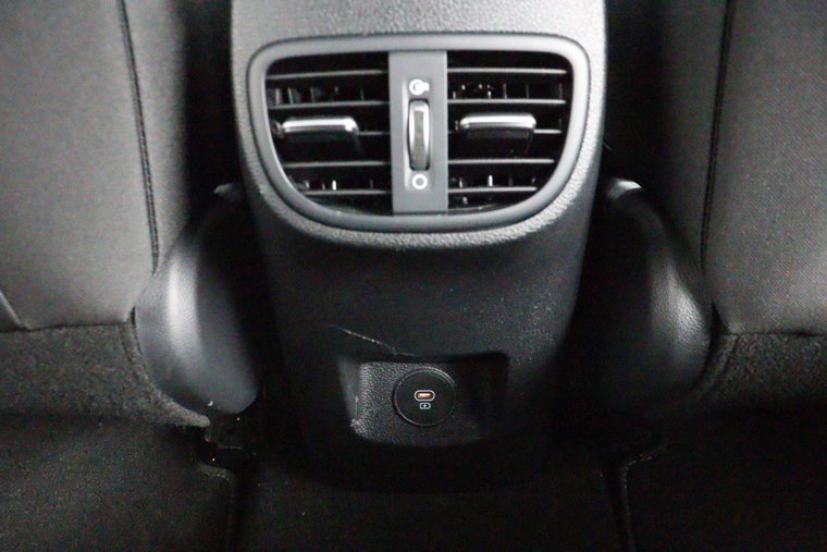 Vehicle Image 48