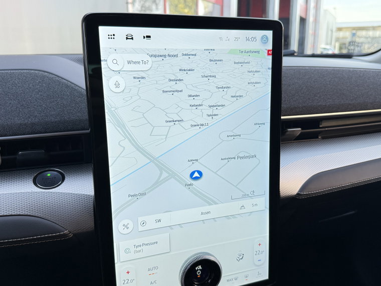 Vehicle Image 26