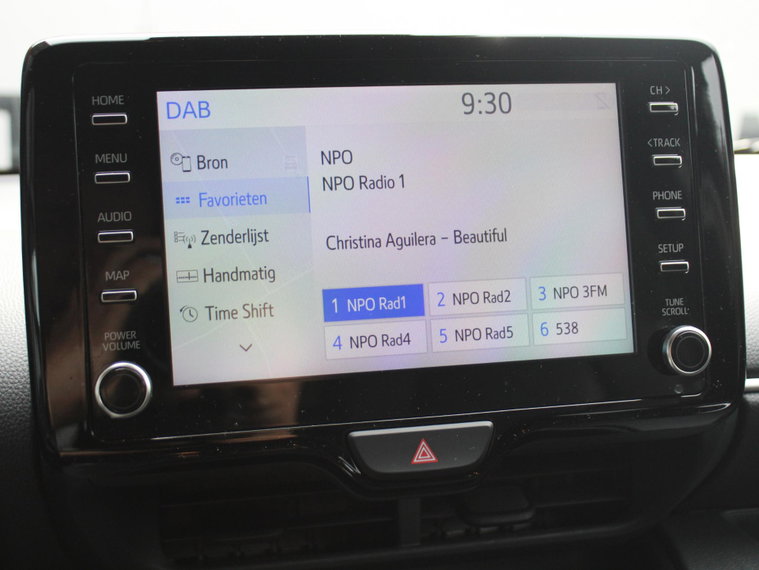 Vehicle Image 18
