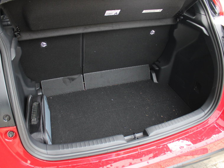 Vehicle Image 28