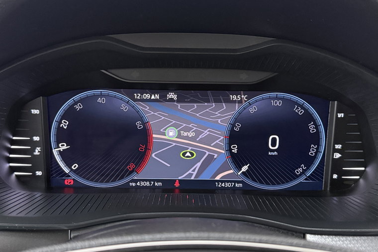 Vehicle Image 21