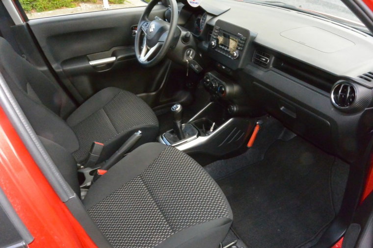 Vehicle Image 18