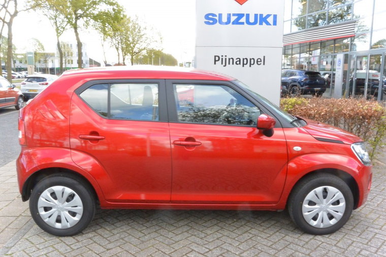 Vehicle Image 8