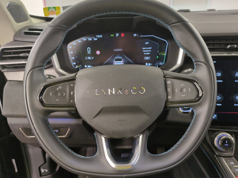 Vehicle Image 17
