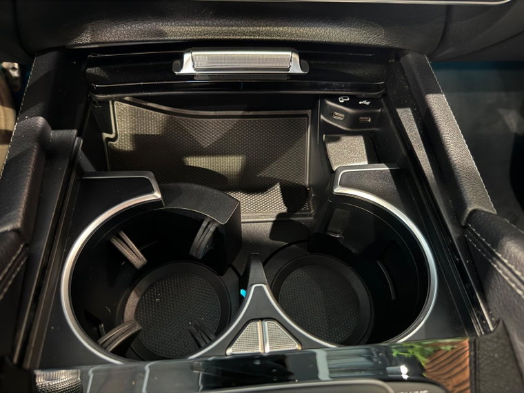 Vehicle Image 33