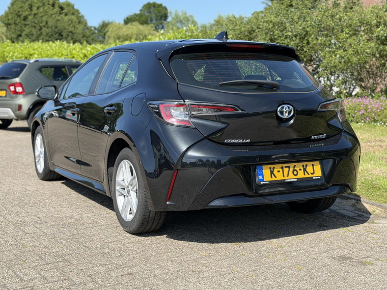 Vehicle Image 9