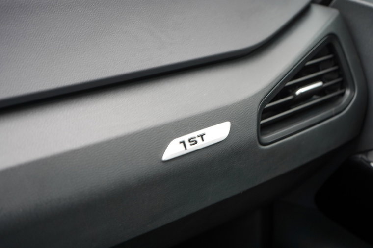 Vehicle Image 35