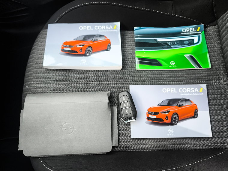 Vehicle Image 32