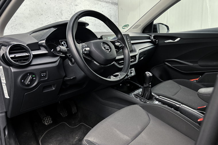 Vehicle Image 22