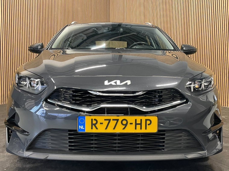 Vehicle Image 38