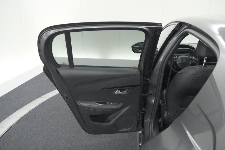 Vehicle Image 60
