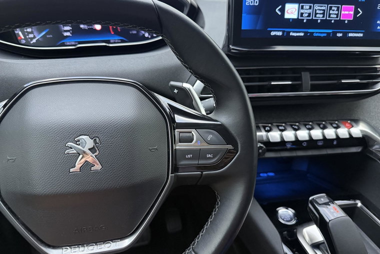 Vehicle Image 26