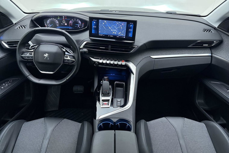 Vehicle Image 30