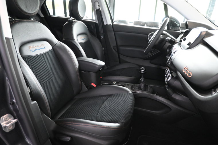 Vehicle Image 33