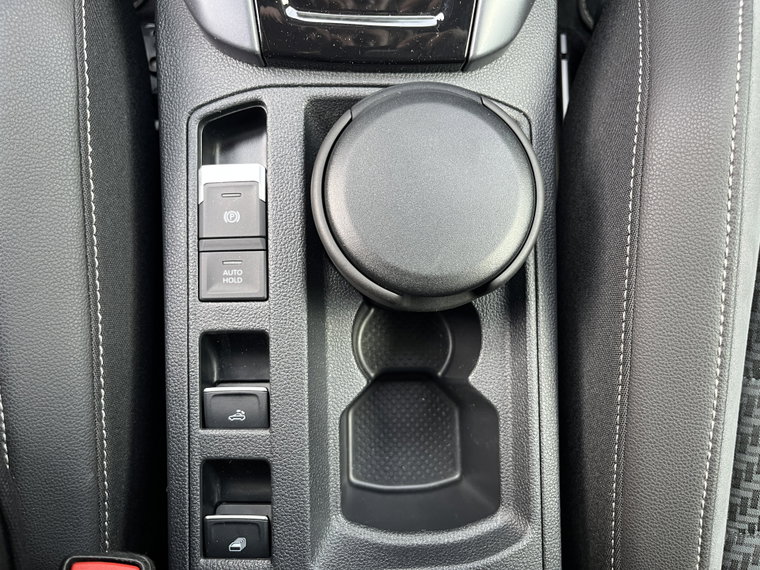 Vehicle Image 33