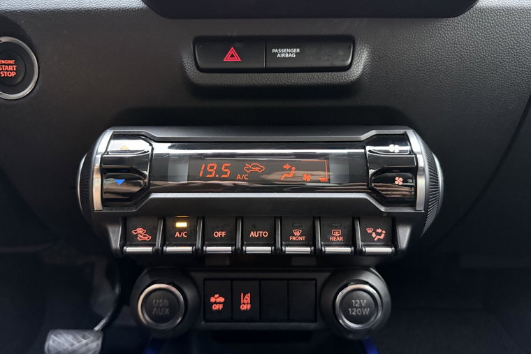Vehicle Image 23