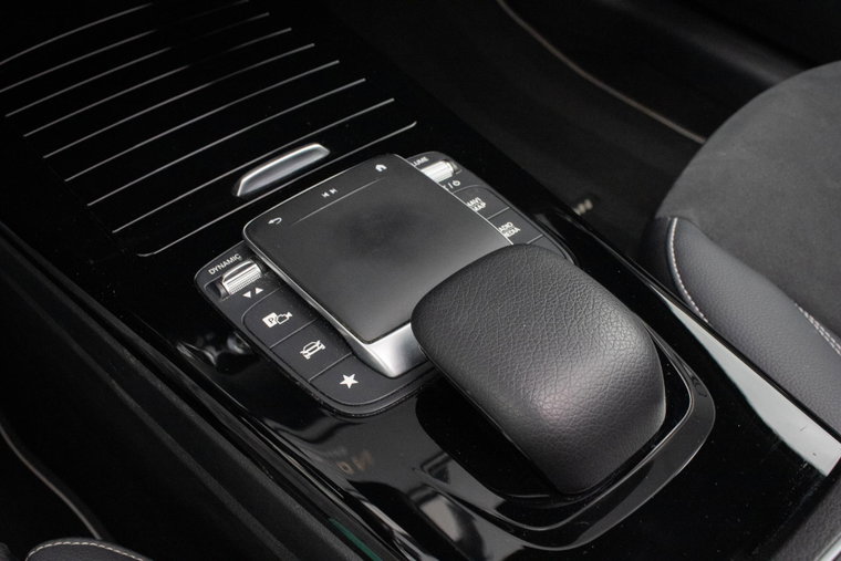 Vehicle Image 35