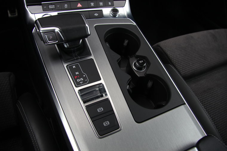 Vehicle Image 30