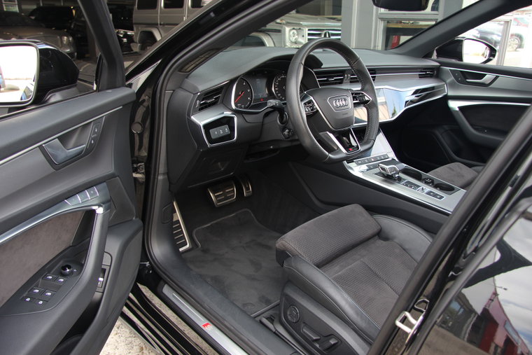 Vehicle Image 45