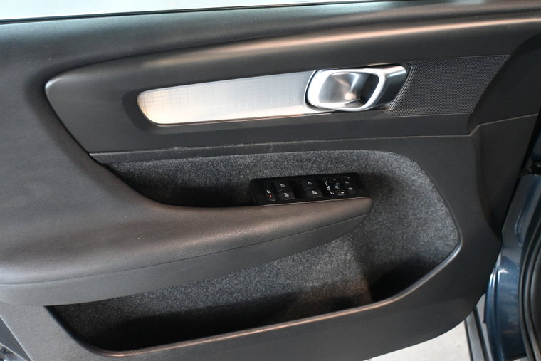 Vehicle Image 39